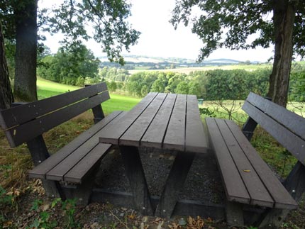 Sitzgruppe am Kleinen Waldrundgang